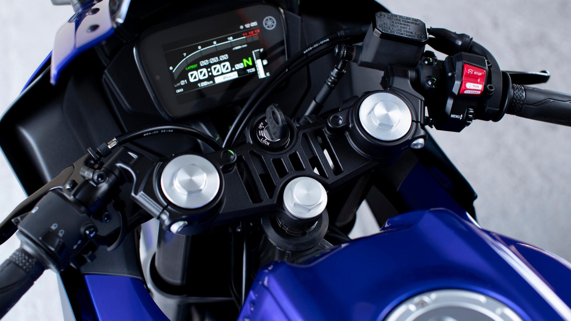 2023-Yamaha-YZF-R125-EU-Detail-003-03