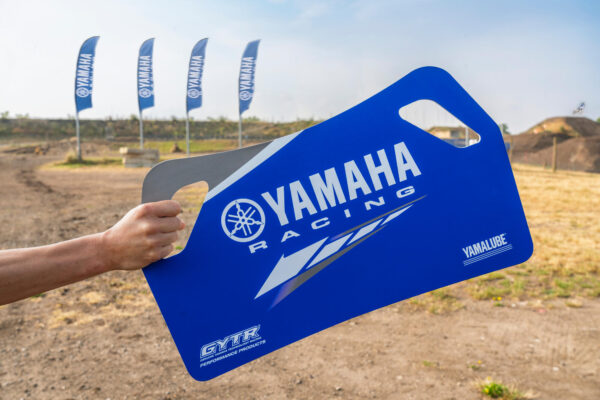 ΤΑΜΠΕΛΑ PITBOARD YAMAHA RACING  L YME-PITBD-00-00 - Image 4