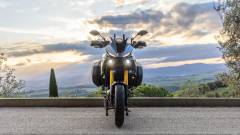 2025-Yamaha-MT07TRGT-EU-Icon_Performance-Static-006-03