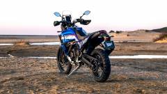 2023-Yamaha-XTZ700DSP-EU-Trophy_Blue-Static-006-03