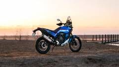 2023-Yamaha-XTZ700DSP-EU-Trophy_Blue-Static-001-03